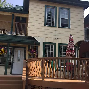 https://ellis-house-bed-and-breakfast-niagara-falls.niagara-fallshotels.com